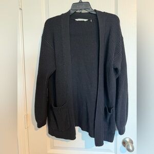 Pure barre Tavi Noir oversized sweater